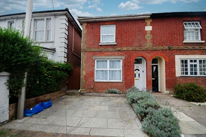 3 Bedroom Property To Rent In Shirley Road, Shirley, Southampton, SO15