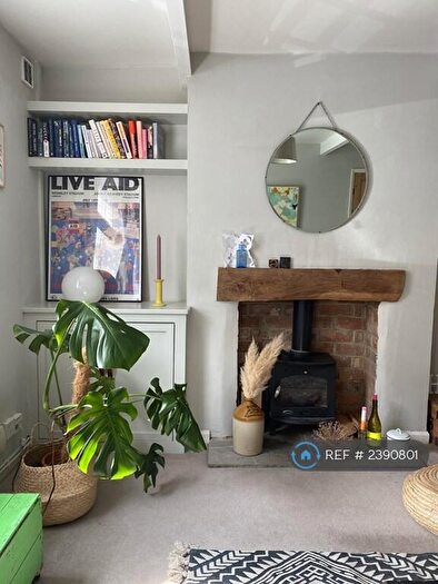 2 Bedroom Terraced House To Rent In York Street, Cheltenham, GL52