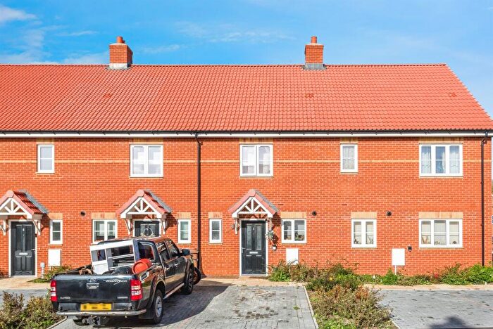 2 Bedroom Terraced House For Sale In Jacques Orchard, Chalgrove, Oxford, OX44