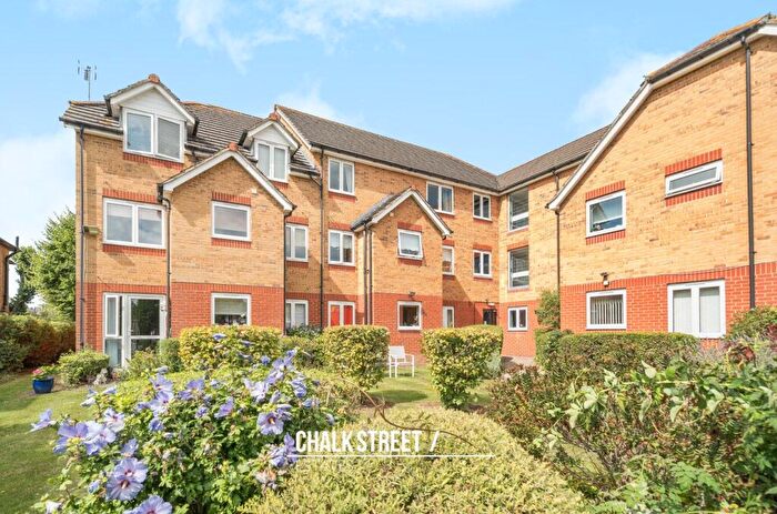1 Bedroom Apartment For Sale In Longdon Court, Junction Road, Romford, RM1