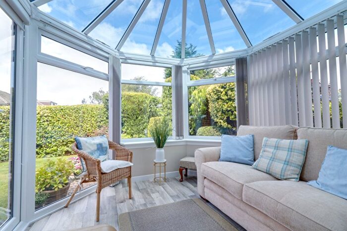 4 Bedroom Detached House For Sale In Green Lane, Cookridge, Leeds, West Yorkshire, LS16