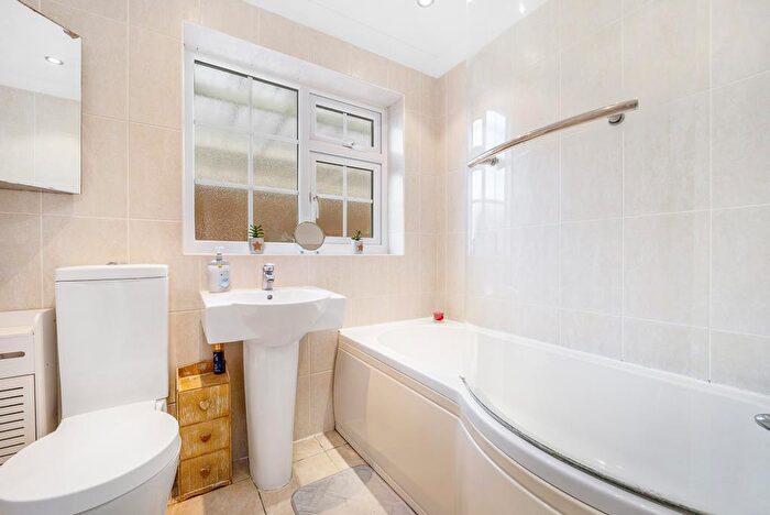 2 Bedroom Detached Bungalow For Sale In Welby Drive, Gosberton, Spalding, PE11