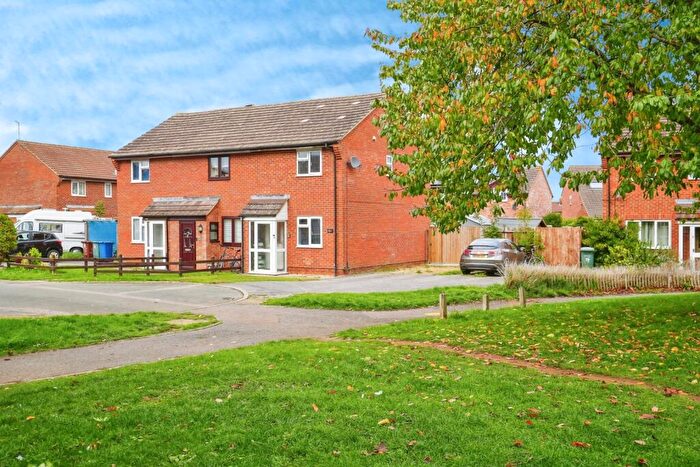 2 Bedroom Terraced House For Sale In Gaydon Walk, Bicester, Oxfordshire, OX26