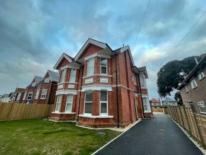 Flat To Rent In Southbourne Road, BH6