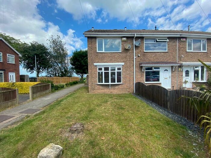 2 Bedroom Town House To Rent In Magna Close, Flanderwell, ., S66