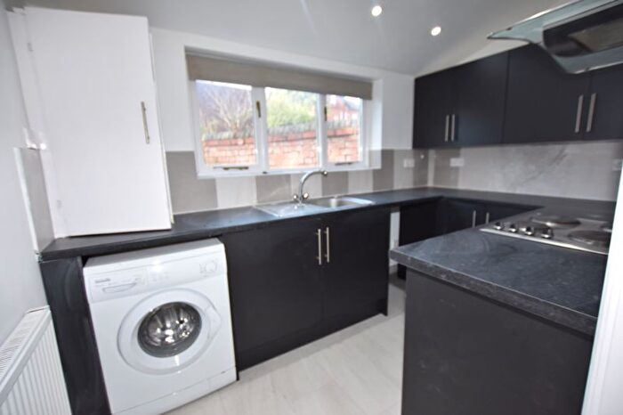 1 Bedroom Flat To Rent In Hamilton Drive, The Park, Nottingham, NG7