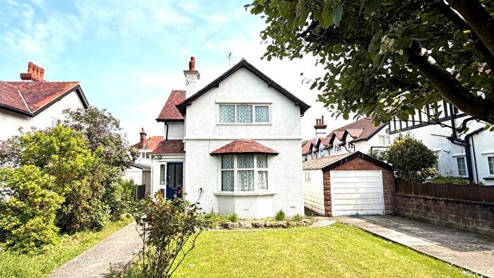 4 Bedroom Detached House For Sale In Morley Road, Craig Y Don, Llandudno, LL30