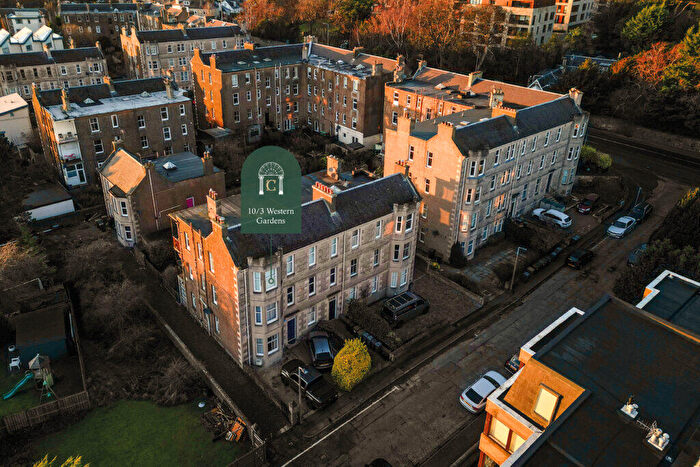 3 Bedroom Flat For Sale In / Western Gardens, Murrayfield, Edinburgh, EH12