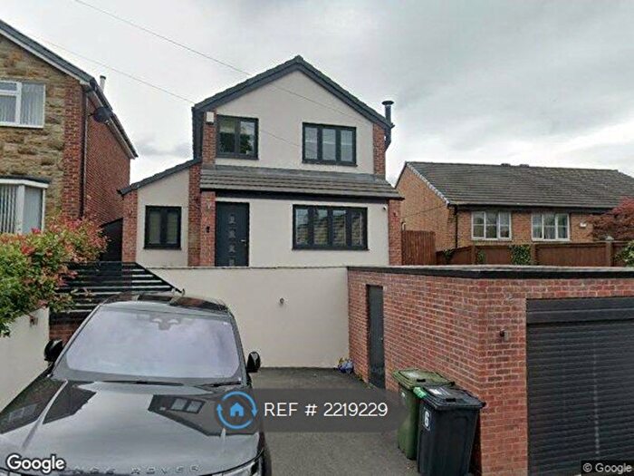 3 Bedroom Detached House To Rent In Francis Street, Mirfield, WF14
