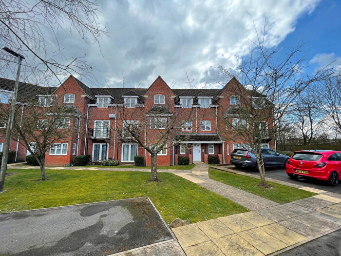 2 Bedroom Flat To Rent In Fennel Court, Thatcham, RG18