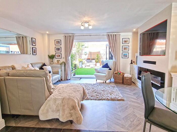 3 Bedroom Terraced House For Sale In Walker Road, Upper Heyford, Bicester, OX25