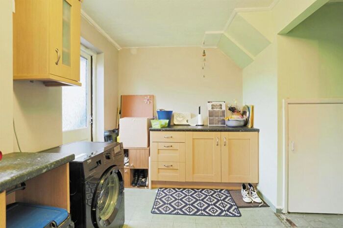 3 Bedroom Terraced House For Sale In Anne Close, Keadby, Scunthorpe, DN17