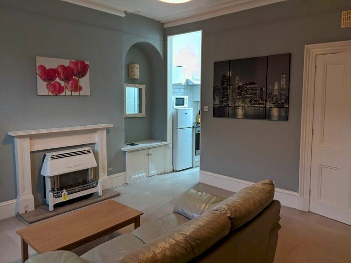 1 Bedroom Flat To Rent In Glenbervie Road, Torry, Aberdeen, AB11