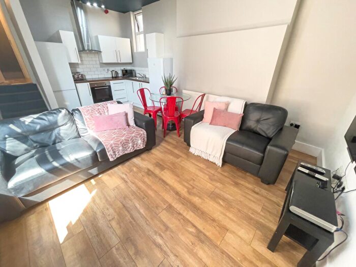 9 Bedroom Semi Detached House To Rent In Hartington Road, L8