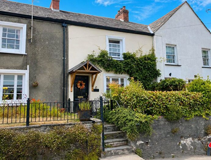 2 Bedroom Terraced House For Sale In St. Stephens Hill, Launceston, Cornwall, PL15
