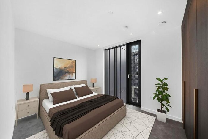2 Bedroom Apartment For Sale In The City Collection, Makers Building, N1