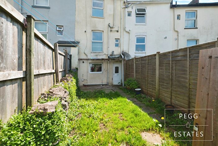 Studio For Sale In Forest Road, Torquay, TQ1