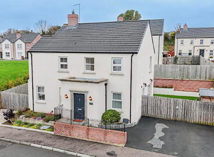 4 Bedroom Detached House For Sale In Hillmount Manor, Laurelvale, BT62