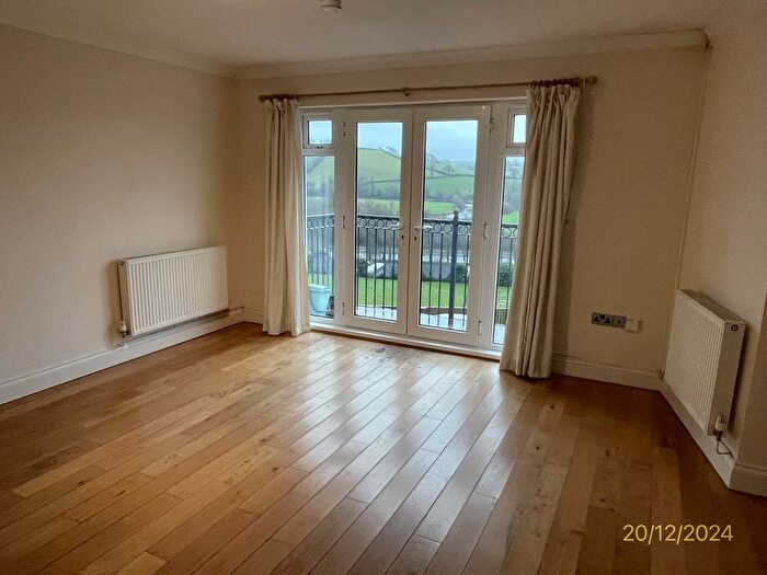 2 Bedroom Flat To Rent In Golygfa Tywi, Priory Street, Carmarthen, SA31