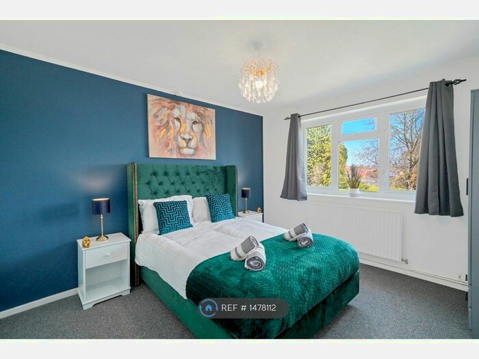 2 Bedroom Maisonette To Rent In Winchester Way, Cheltenham, GL51