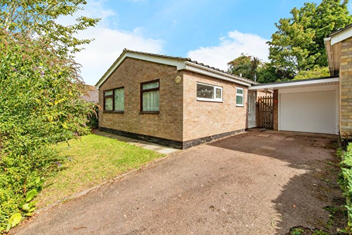2 Bedroom Detached Bungalow For Sale In Pennyfields, Bungay, NR35