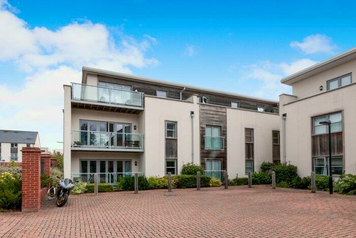 2 Bedroom Apartment To Rent In Idsworth Court, Limes Park, RG24