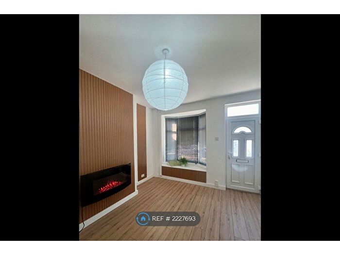 2 Bedroom Terraced House To Rent In Carrington Street, Hull, HU3