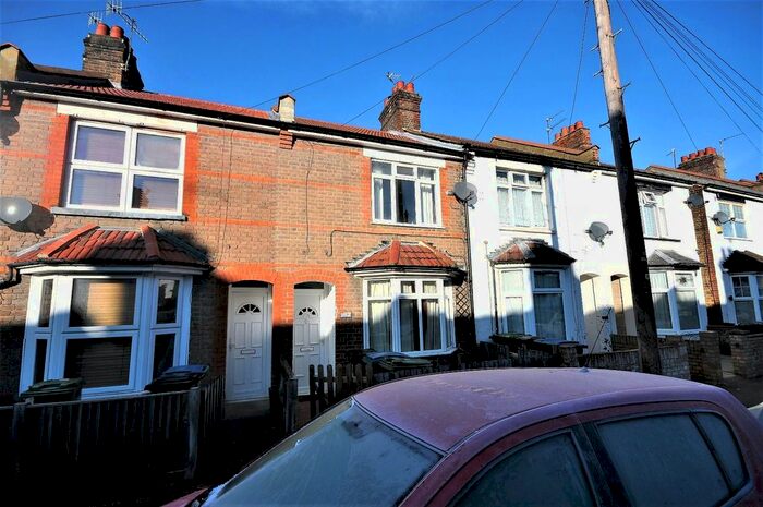 2 Bedroom Terraced House To Rent In Chester Road, Watford, WD18