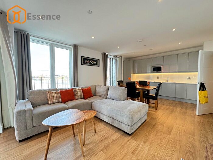 3 Bedroom Apartment To Rent In East Timber Yard, Pershore Street, B5