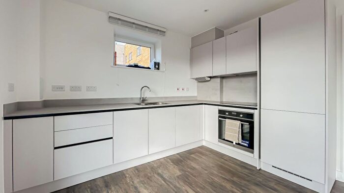 2 Bedroom Flat To Rent In Eastern Avenue, Ebbsfleet Valley, Swanscombe, DA10