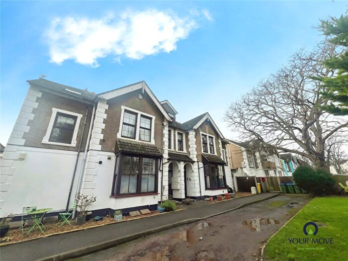1 Bedroom Flat To Rent In Queens Square, Glamis Street, Bognor Regis, West Sussex, PO21