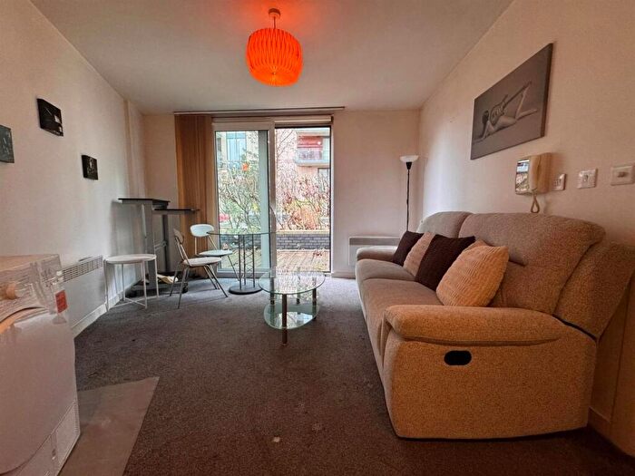 1 Bedroom Apartment To Rent In Spectrum, Block, Blackfriars Road, M3