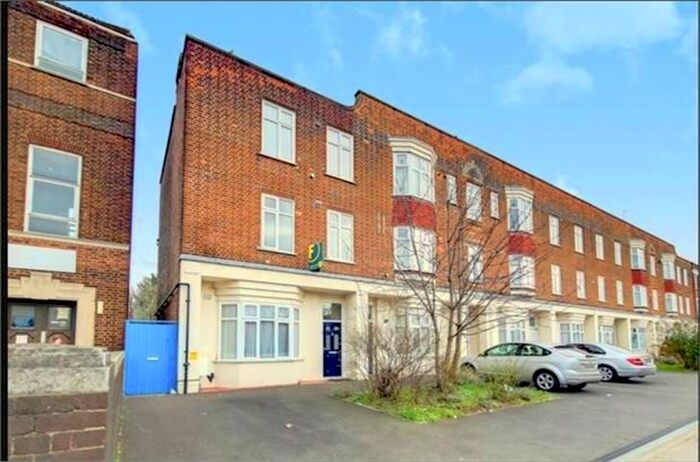 1 Bedroom Flat To Rent In Bromley Road, Catford, London, SE6