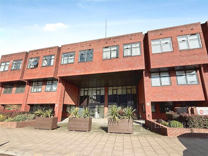 2 Bedroom Parking For Sale In Flowers Way, Luton, Bedfordshire, LU1
