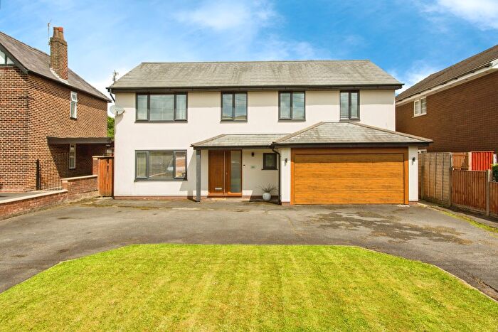 5 Bedroom Detached House For Sale In Chapel Lane, Preston, PR4