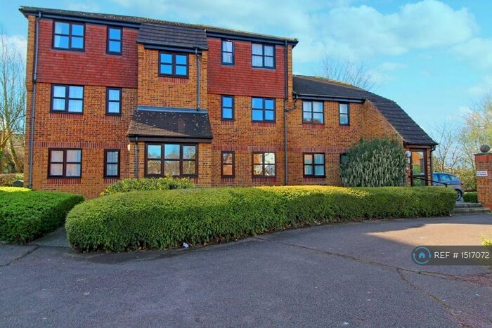 1 Bedroom Maisonette To Rent In Marmet Avenue, Letchworth Garden City, SG6