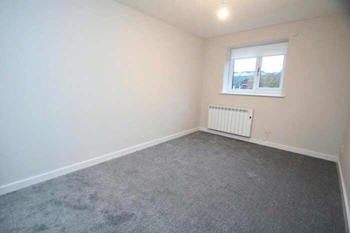 2 Bedroom Flat To Rent In Ashvale Crescent, Springburn, Glasgow, G21