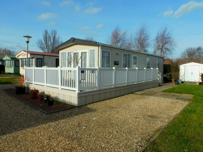 2 Bedroom Mobile Home For Sale In Heron Cottage Park, Frostley Gate, PE12