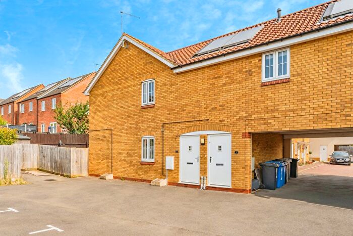 2 Bedroom Flat For Sale In Lily Close, Burton Latimer, Kettering, NN15