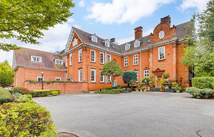 2 Bedroom Apartment For Sale In Village Street, Edwalton, NG12