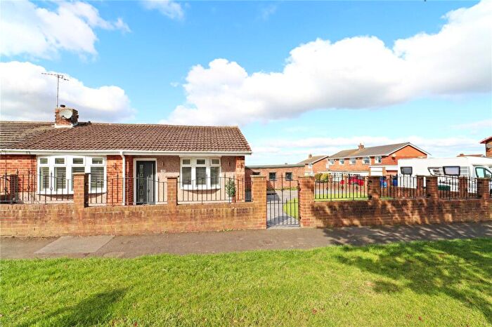2 Bedroom Bungalow For Sale In Hanover Walk, Blaydon, NE21