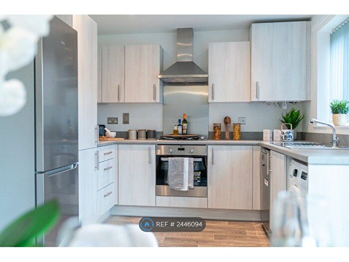 2 Bedroom Semi-Detached House To Rent In Eastwell Walk, Leicester, LE4