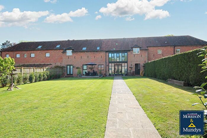 4 Bedroom Barn Conversion For Sale In Syerston Hall Park, Syerston, Newark, NG23