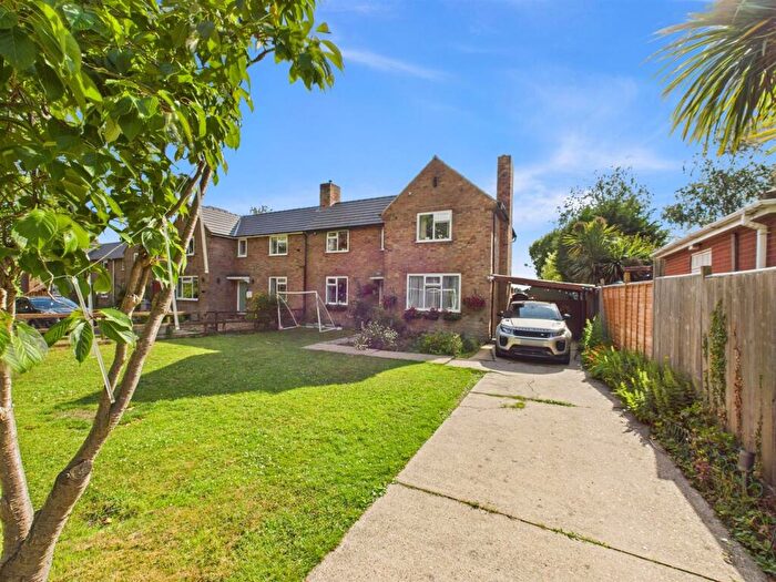 3 Bedroom Semi-Detached House For Sale In Carlton Park, Manby, Louth, LN11