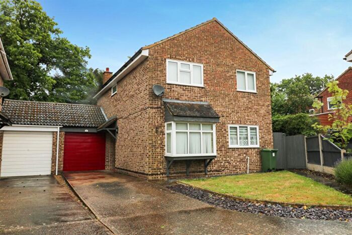 4 Bedroom Detached House For Sale In Garden Field, Hatfield Peverel, Chelmsford, CM3