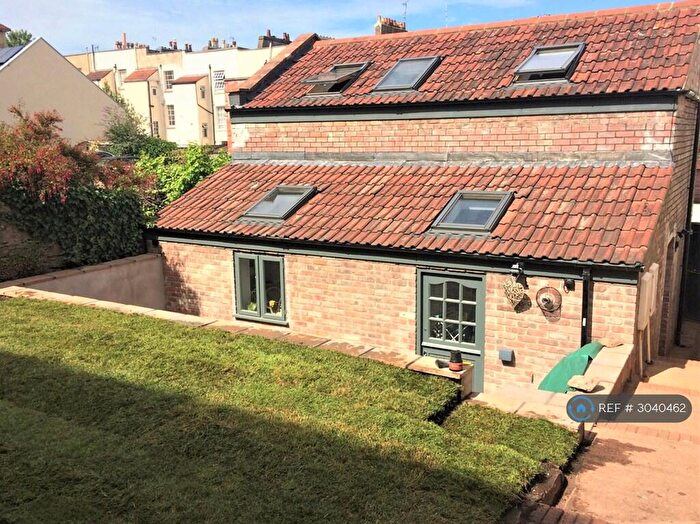 2 Bedroom Semi Detached House To Rent In Sydenham Lane, Bristol, BS6