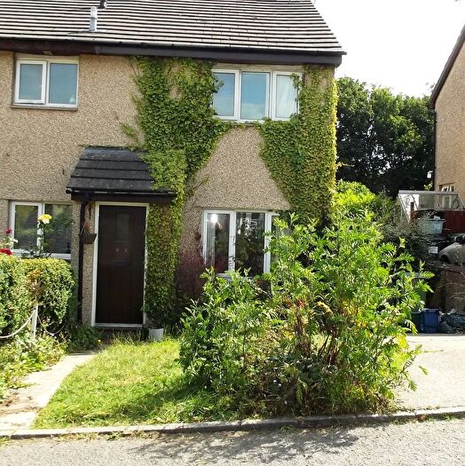 2 Bedroom Property To Rent In Palace Meadow, Newton Abbot, TQ13