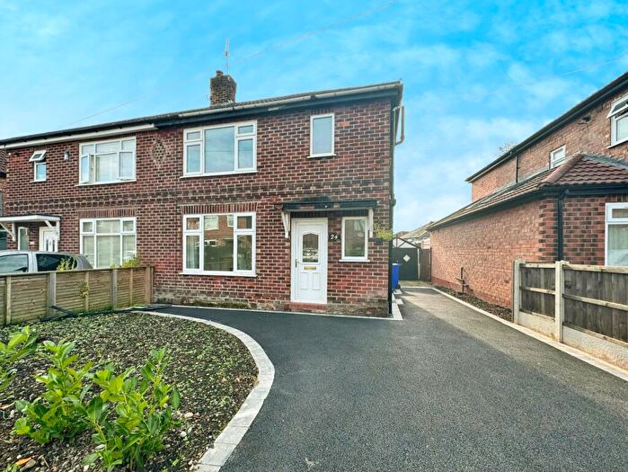 3 Bedroom Semi-Detached House To Rent In Laneside Road, Didsbury, Manchester, M20