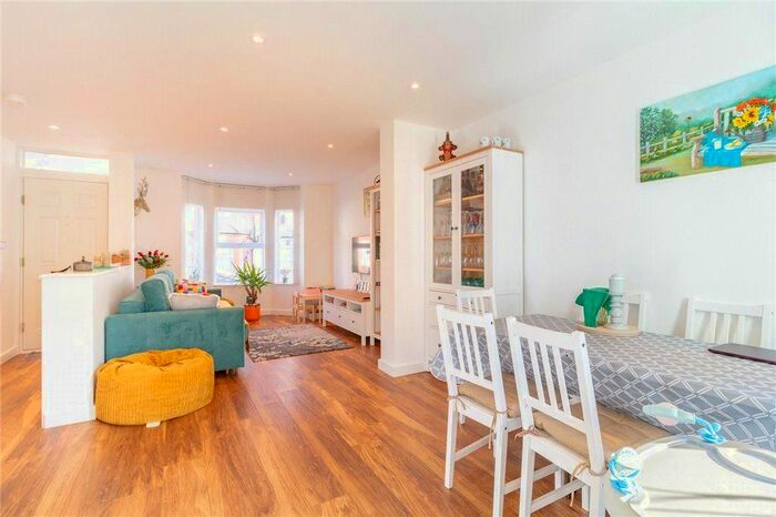 3 Bedroom End Of Terrace House To Rent In Norfolk Road, Reading, RG30