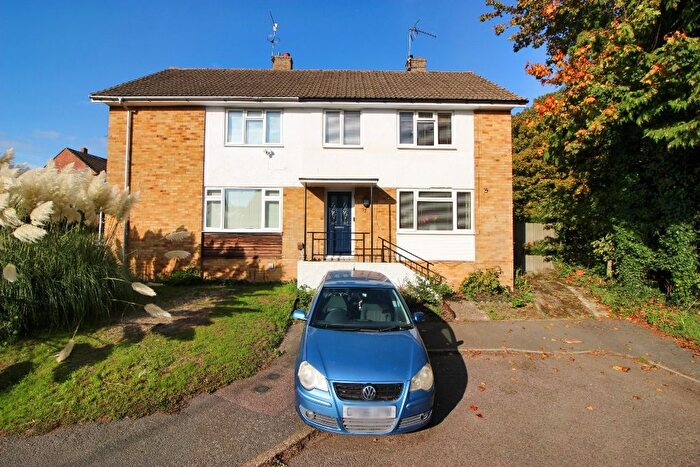 3 Bedroom Semi-detached House For Sale In Harrison Road, Borough Green, TN15